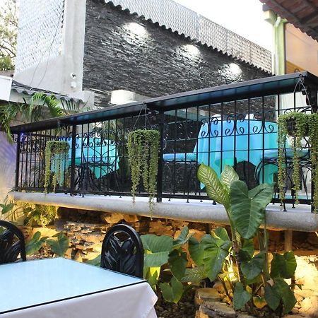 Hotel Villa Antigua San Salvador Exterior photo